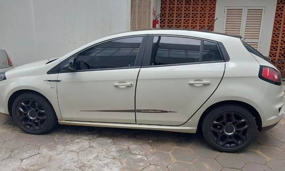 FIAT BRAVO 1.8 BLACKMOTION 16V FLEX 4P MANUAL